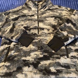 FINAL SALE 🩷 - Nancy pullover - M